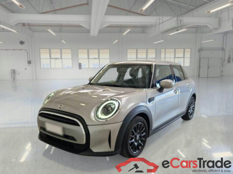 MINI MINI / 2021 / 5P / BERLINA COOPER CLASSIC AUTO #1