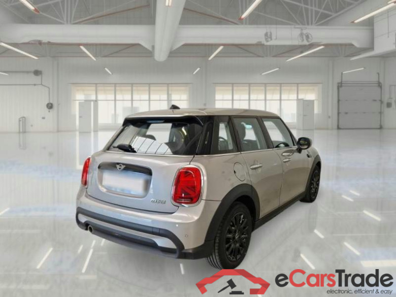 MINI MINI / 2021 / 5P / BERLINA COOPER CLASSIC AUTO #2
