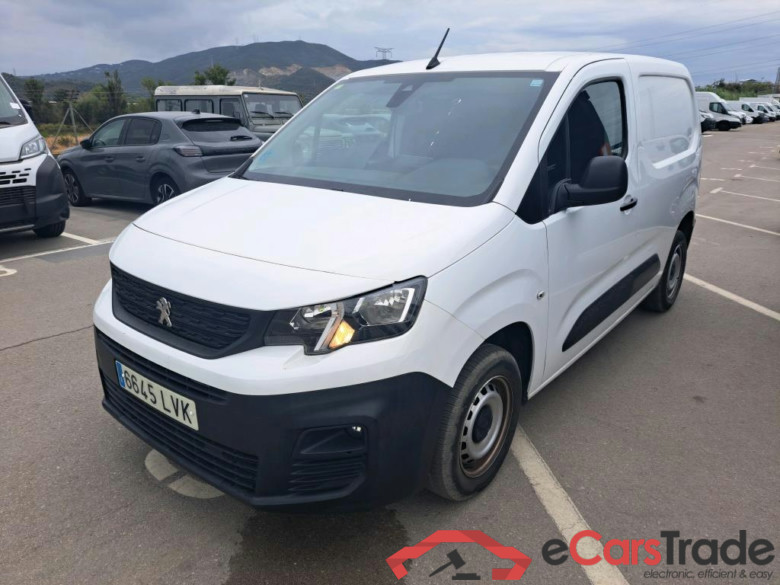 PEUGEOT Partner / 2018 / 4P / furgón derivado de turismo Premium Standard 600kg BlueHDi 73kW (AC) #1