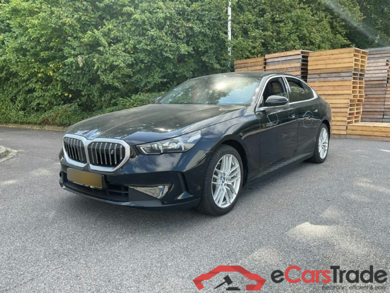 BMW i5 eDrive40 Lim. Electric 340hp #2