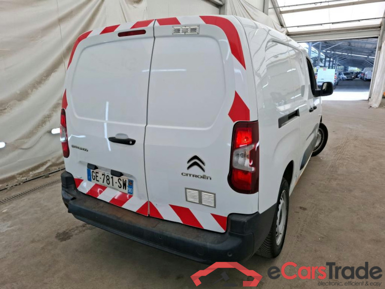 CITROEN Berlingo Van / 2018 / 4P / Fourgonnette Taille XL 950kg BlueHDi 100 S&S BVM Club #3