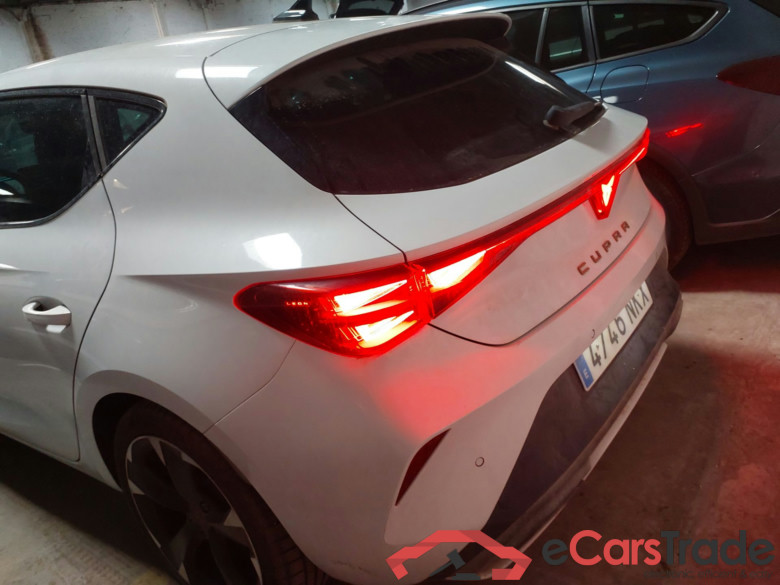 CUPRA Leon 5P 1.5 eTSI SS 150cv manual  #2
