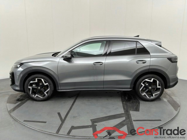 Volkswagen T-Roc R-Line 1.5 eTSI Hybrid 150 DSG7 #2