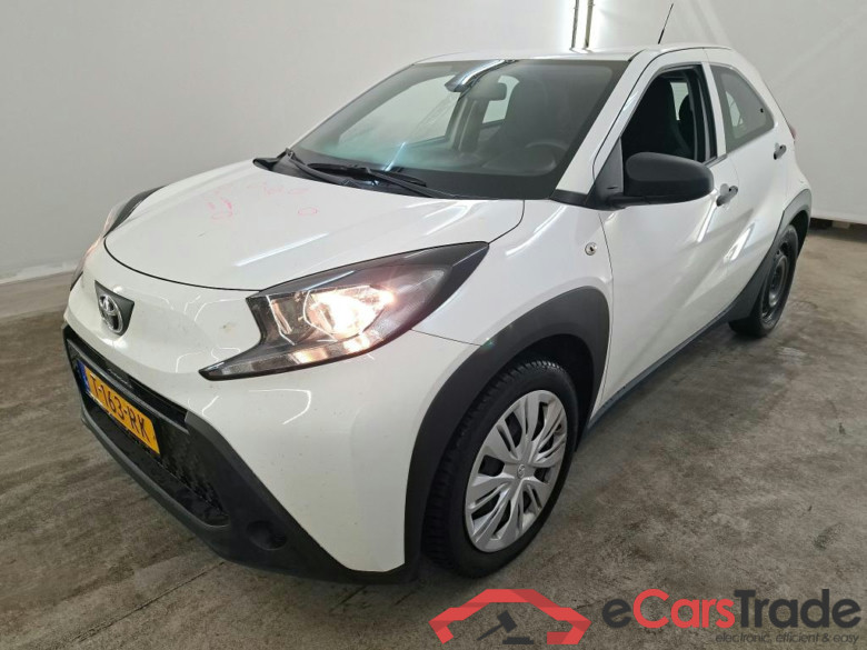 Toyota AYGO X 1.0 VVT-i MT 5d