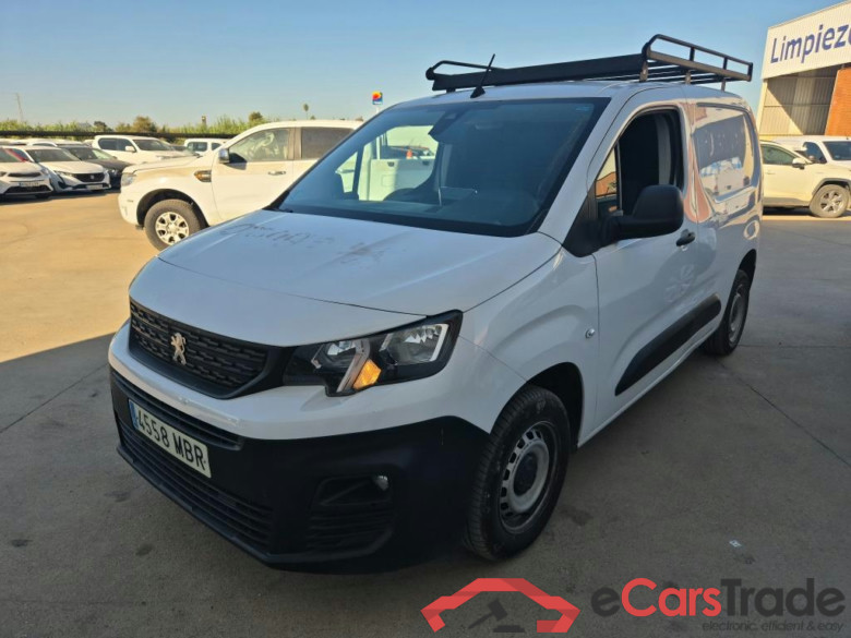 PEUGEOT Partner / 2018 / 4P / furgón derivado de turismo Premium Standard 600kg BlueHDi 73kW #1