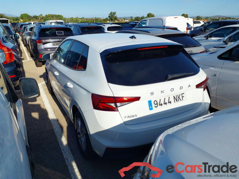 SKODA Fabia 1.0 TSI 70 kW (95 CV) Manual 5 vel. Selection #2