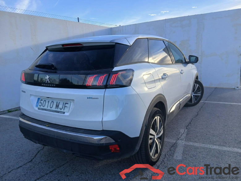 PEUGEOT 3008 Hybrid / 2020 / 5P / todoterreno 225 e-EAT8 Allure #2