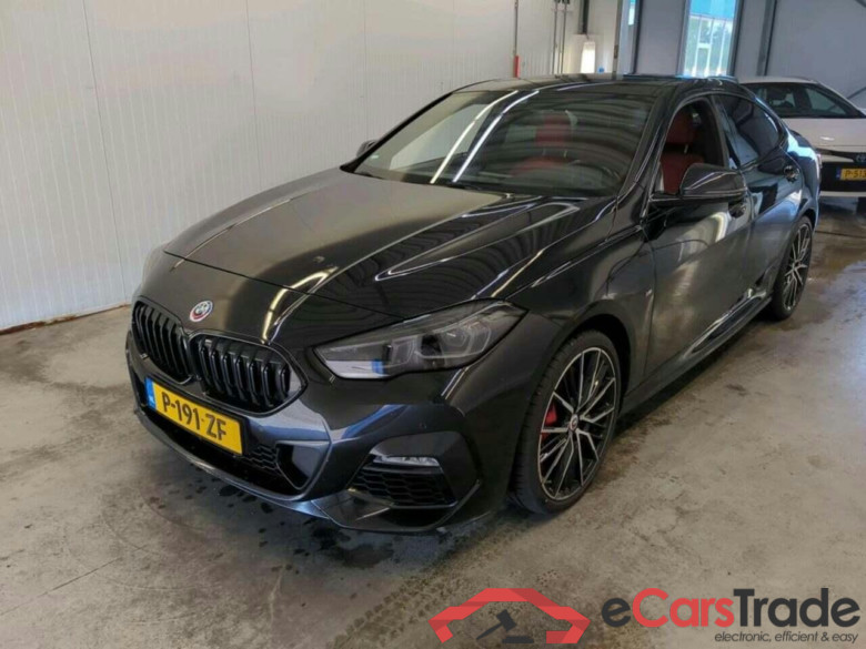 BMW 2-serie Gran Coupé 220i BnsEd Plus. #1
