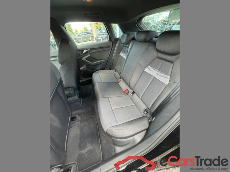 AUDI A3 Sportback 30 TFSI Attraction S tronic #6