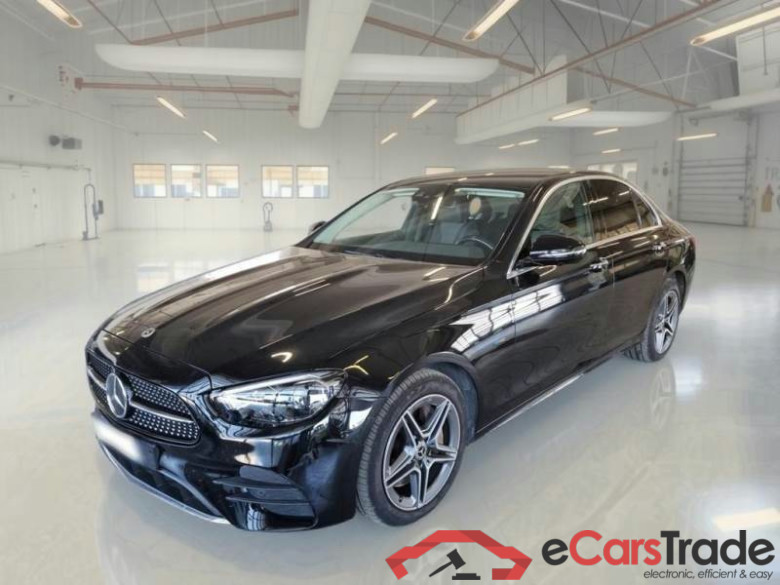MERCEDES-BENZ CLASSE E / 2020 / 4P / BERLINA E300 DE PLUG IN HYBRID PREMIUM PLUS #1