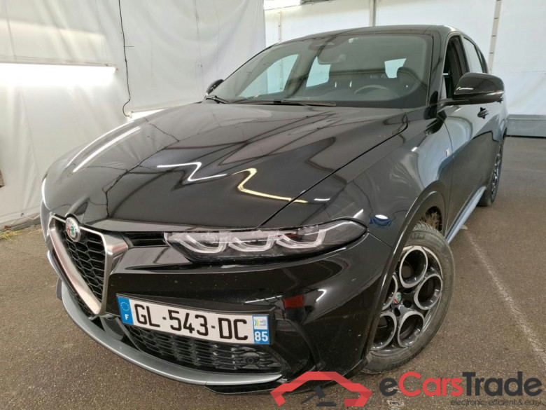 ALFA ROMEO Tonale / 2022 / 5P / SUV 1.5T Hybrid 160 TCT7 Ti OPERATION STOCK