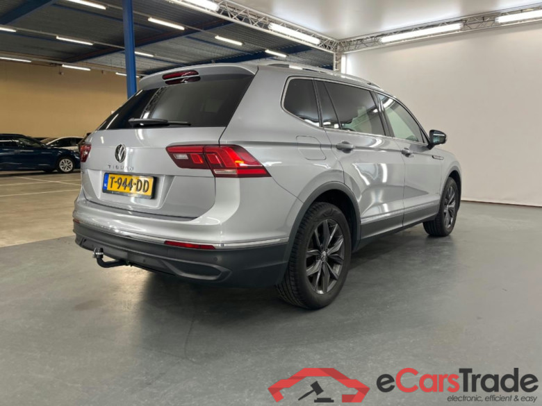 VOLKSWAGEN Tiguan Allspace 1.5 TSI Life Business 7p. #4