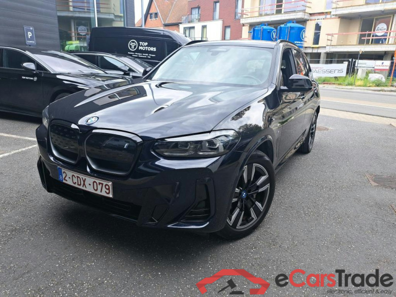 BMW IX3 80KWH AUTO
