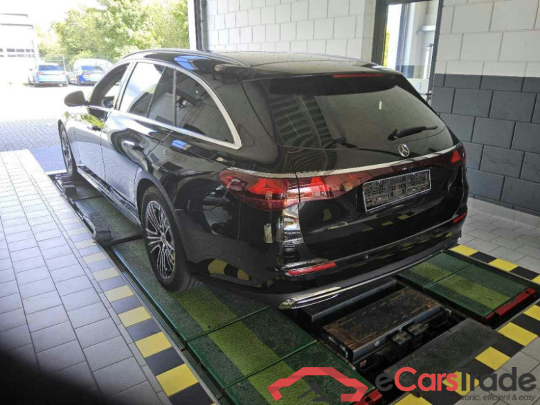 Mercedes-Benz E T-Modell (BM 214)(06.2023->) DE - Kb5 E 220 d EU6d, Avantgarde Advanced, 2023 - 2024 #4