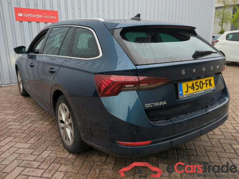 SKODA Octavia Combi 1.5 TSI First Edit. #2