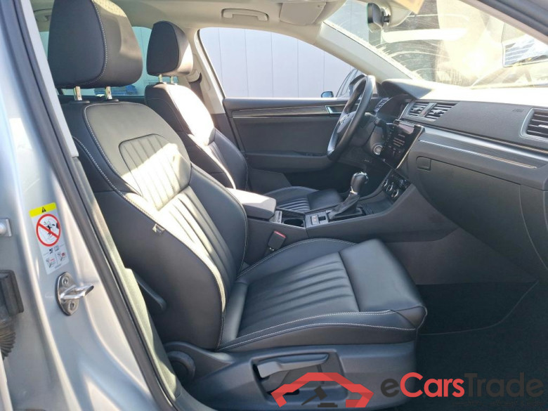 SKODA - SKO SUPERB COMBI TSI iV 218PK DSG6 Clever Plus With Leather Pack & Canton Sound & 360 Camera & Towing Hook & Pano Roof  * HYBRID * #3
