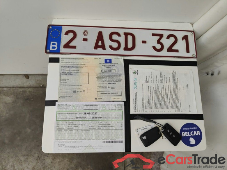 Skoda Superb Combi 1.4 TSI iV 160kW DSG6 Clever 5d #4