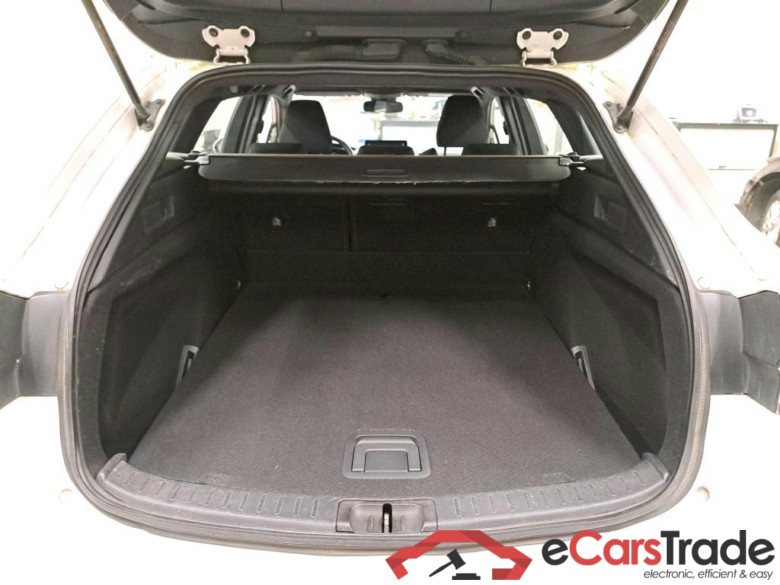 Toyota Corolla 1.8 e-CVT Hybrid Dynamic Aut. LED Navi KeylessGo Camera Klima PDC ... #6