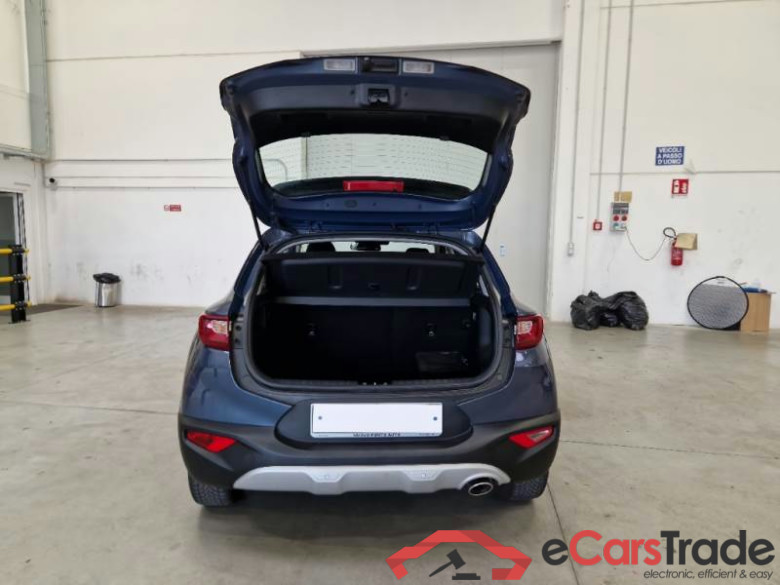 KIA STONIC / 2017 / 5P / SUV 1.0 T-GDI 74KW MHEV STYLE #4