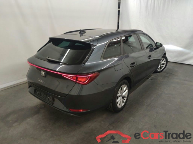 SEAT Leon ST 1.5 eTSI MHEV 150 Move! DSG 5d #2