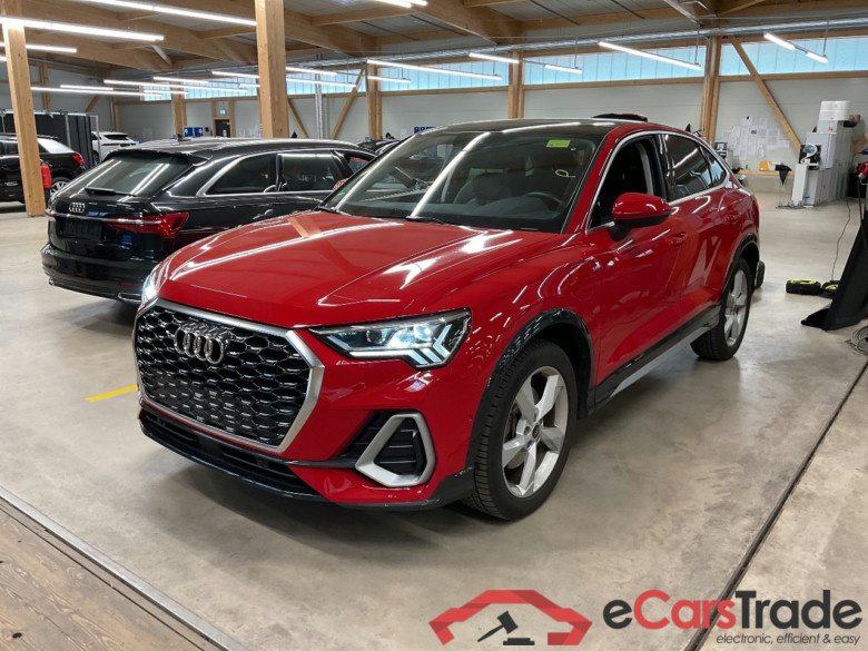 Q3 Sportback 45 TFSI e S line 1.4 TFSI 180KW AT6 E6d #1