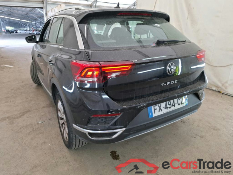 VOLKSWAGEN T-Roc / 2017 / 5P / SUV 1.5 TSI 150 EVO CARAT DSG7 #2