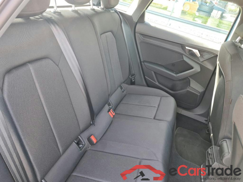 AUDI A3 SPORTBACK 1.4 40 TFSI E S TRONIC SPORTB ATTRACTION #6