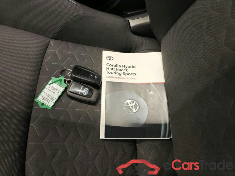 Toyota Corolla Touring Sports 1.8 Hybrid Business 5d #4