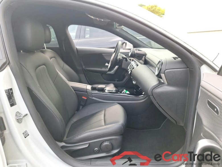 MERCEDES - MER CLA 250 e 218PK DCT Business Solution Luxury & Smartphone Integration  * HYBRID * #3