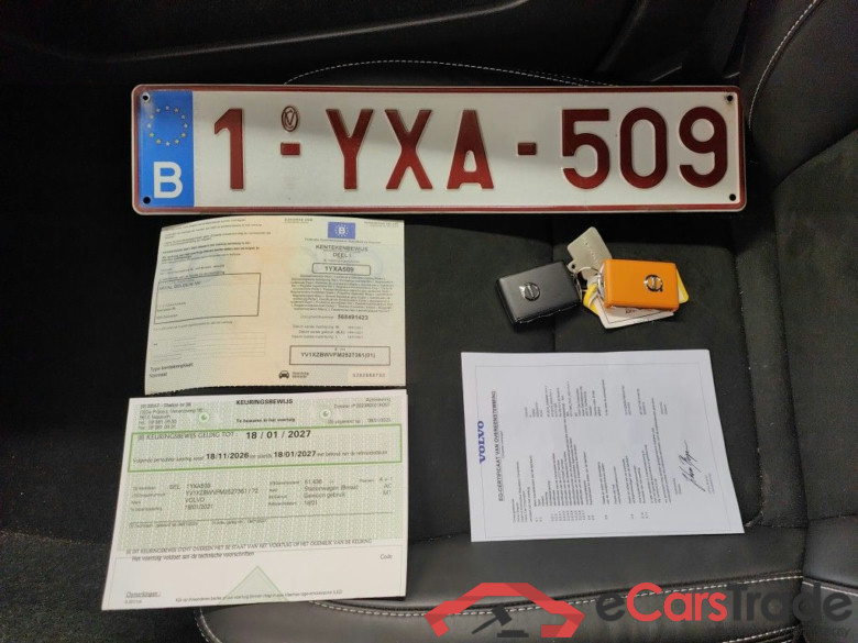 Volvo XC40 T4 Recharge Geartronic R-Design 5d #4