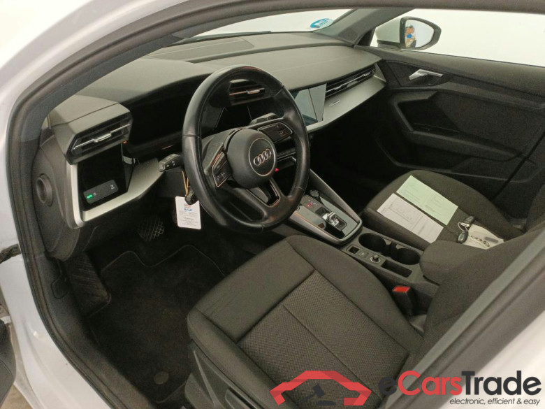 AUDI A3 / 2020 / 5P / berlina con portón Sportback 30 TFSI 81kW (110CV) S tronic #3