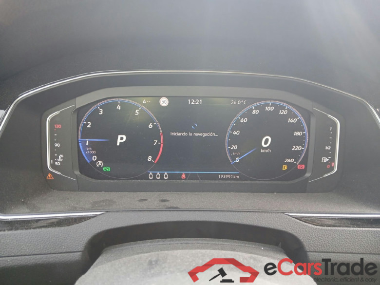 VOLKSWAGEN Passat / 2019 / 5P / familiar Variant R-Line 2.0 TSI 140kW (190CV) DSG #4