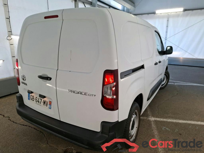 TOYOTA Proace City / 2019 / 4P / Fourgonnette 1.5 Medium 75 D-4D Dynamic #3