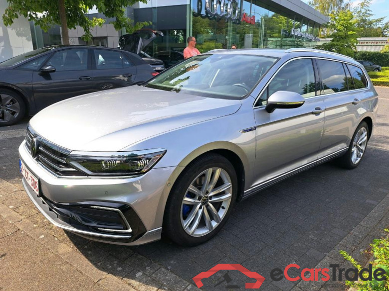 VOLKSWAGEN PASSAT VARIANT 1.4 TSI MSQ VARIANT GTE BUSINESS #1