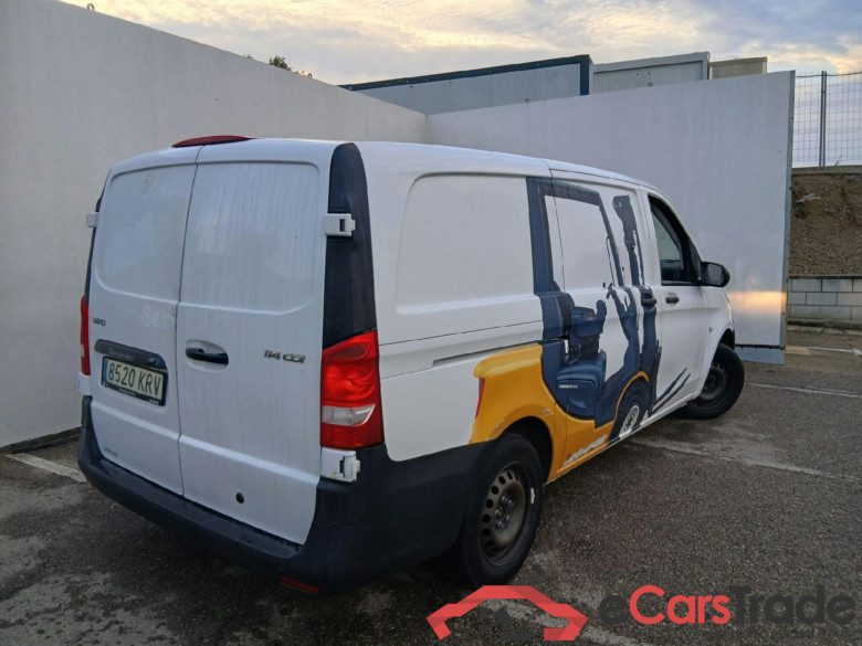MERCEDES-BENZ Vito / 2014 / 4P / furgón 114 CDI Larga #2
