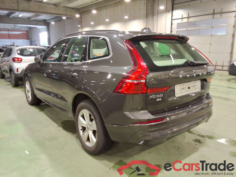VOLVO XC60 2.0 B4 D MHEV MOMENTUM PRO AUTO #2