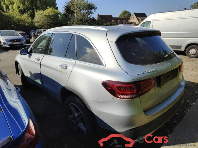 Mercedes-Benz GLC GLC 300 de 4MATIC 5d !!! Damaged car !!!! #3