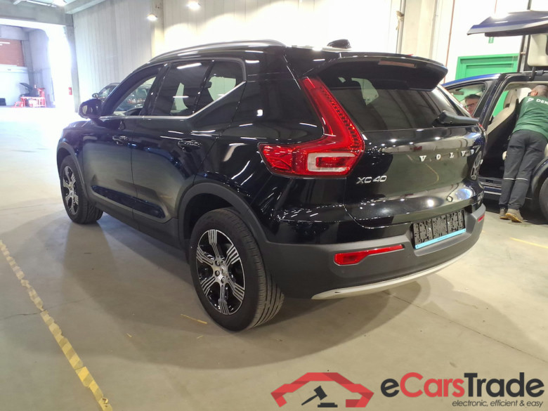VOLVO XC40 1.5 T2 INSCRIPTION #2