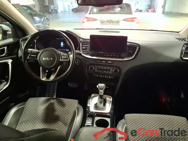 KIA XCEED 1.6 GDI PHEV DCT BUSINESS LINE #6