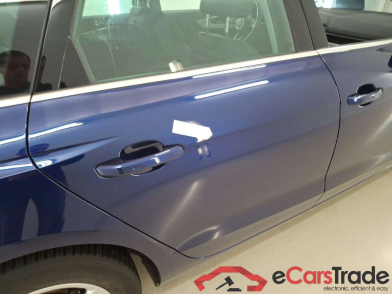 AUDI A4 AVANT 30 TDI BUSINESS ED. S-TRONIC #4