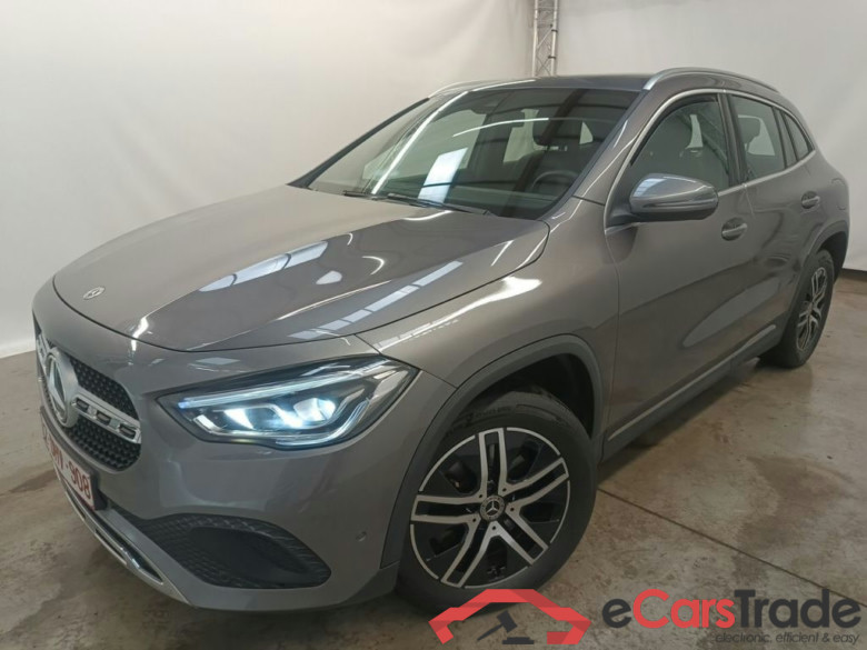 Mercedes-Benz GLA GLA 250 e Luxury Line 5d #1