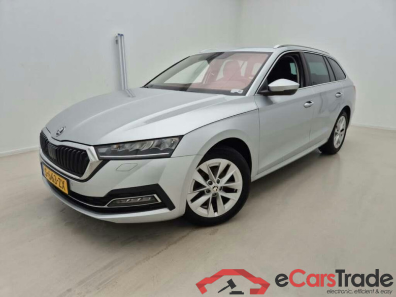 SKODA Octavia Combi 1.5 e-TSI Business Ed.+ DSG #1