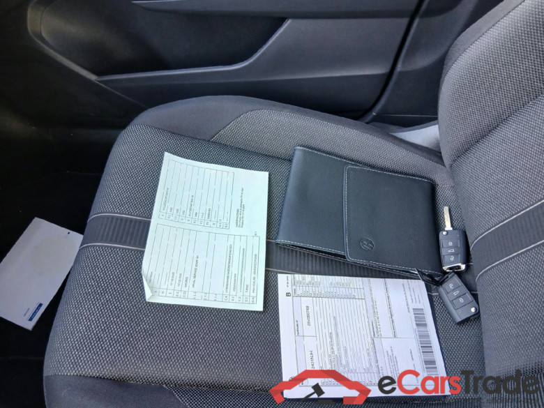 T-Roc Life 1.5 TSI 150CV AT7 6E #5
