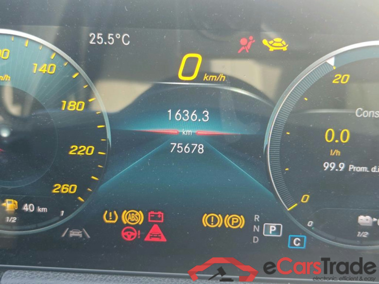 MERCEDES-BENZ GLA / 2020 / 5P / todoterreno GLA 250 e #5