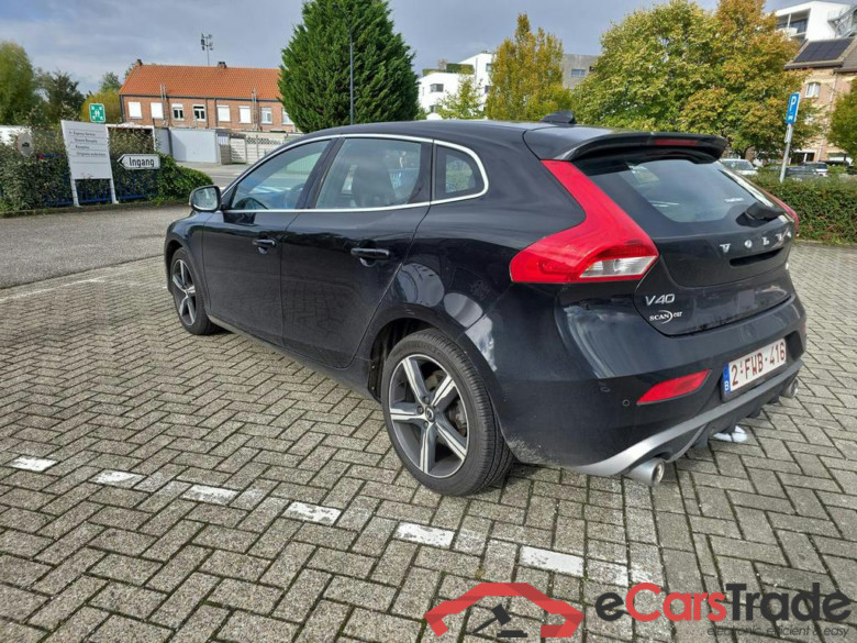 VOLVO V40 Dsl 2.0 D3 Black Edition AdBlue (EU6d-TEMP) #3