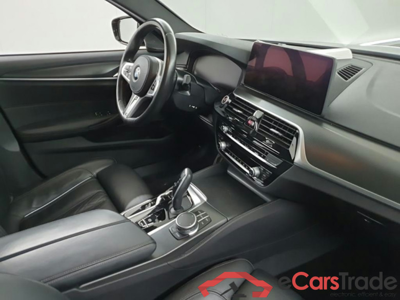 BMW 5-serie Touring 530e Business Edition Plus 5D 215kW #6