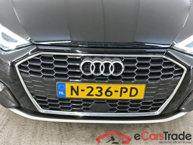 Audi A3 Sportback 30 TFSI S tronic Business edition 5d #5