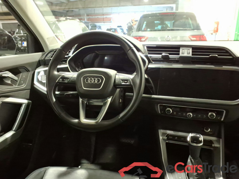 AUDI Q3 Sportback 1.4 45 TFSI E S TRONIC #6