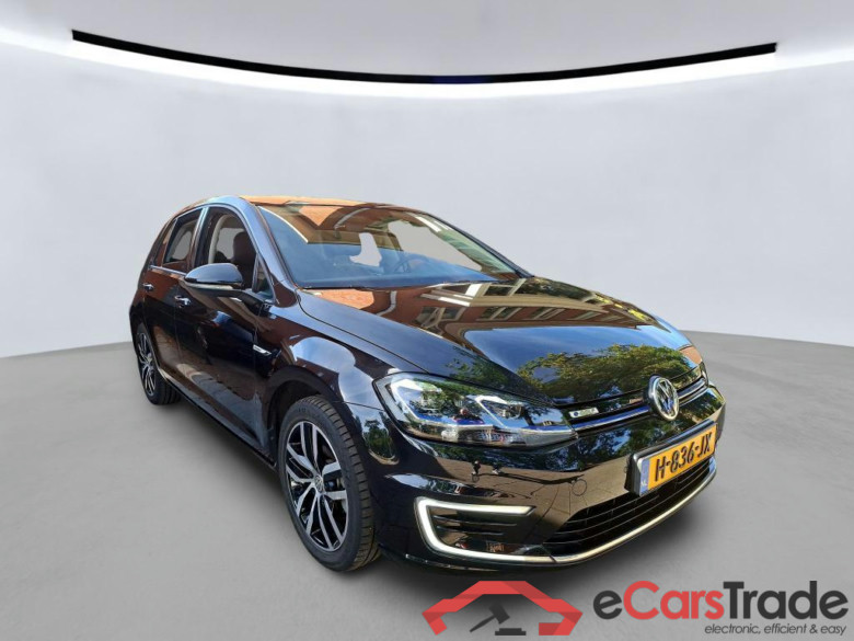 VOLKSWAGEN e-Golf 100 kW #4