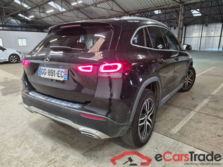 Mercedes GLA 250e Plug-In Hybrid Aut. LED Widescreen Navi 1/2 Sport-Leather KeylessGo Camera Klima PDC ... #3